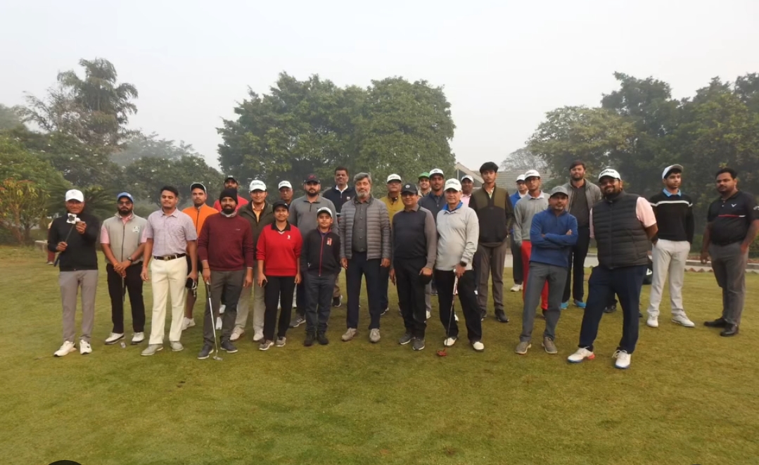 Bharat Golf participants assembled on a golf course
